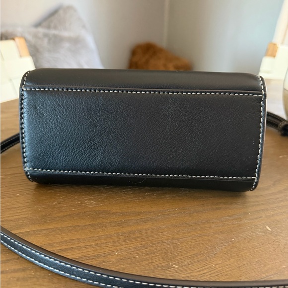 Tory Burch Lee Radziwill - Picture 4 of 8